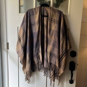 Plaid tan, black, purple shawl/poncho with fringe